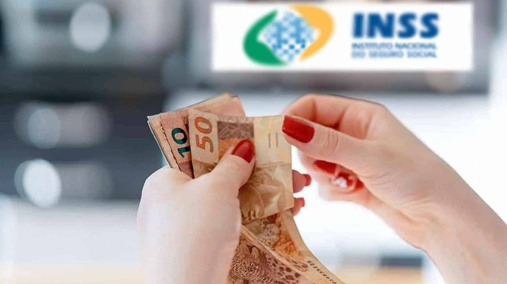 Saiba se o governo Lula vai liberar o 14° salário em 2023