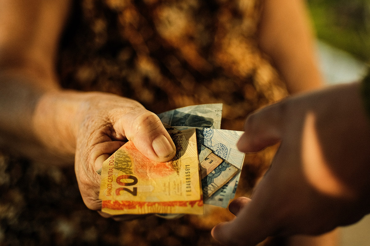 Programas de crédito para idosos: oportunidades financeiras e segurança na terceira idade