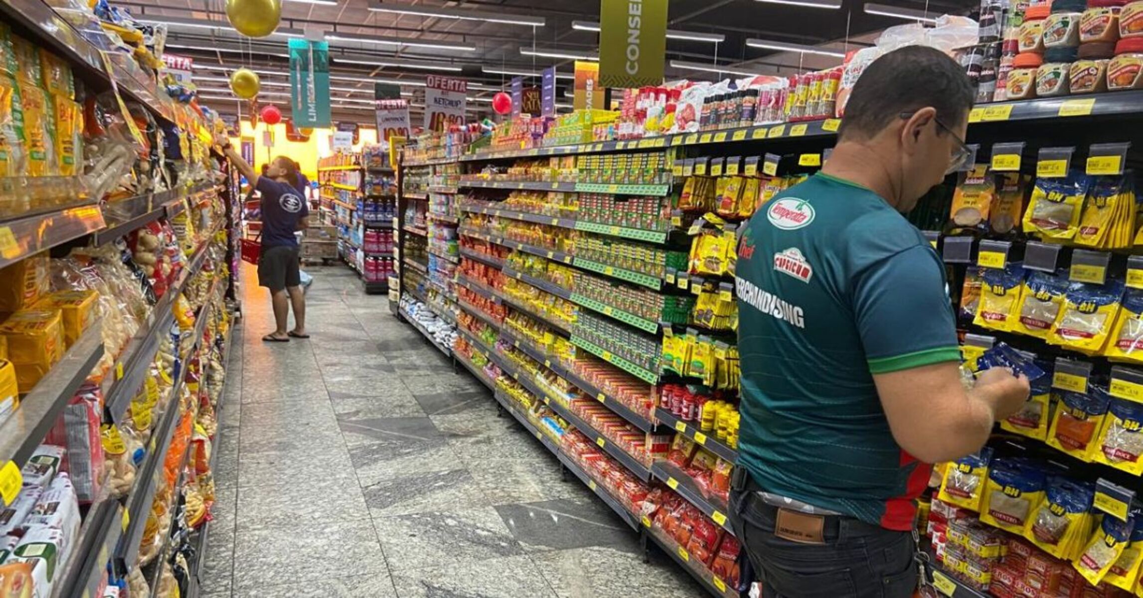 Alívio no bolso: governo zera tarifa de importação de alimentos e você pode economizar!