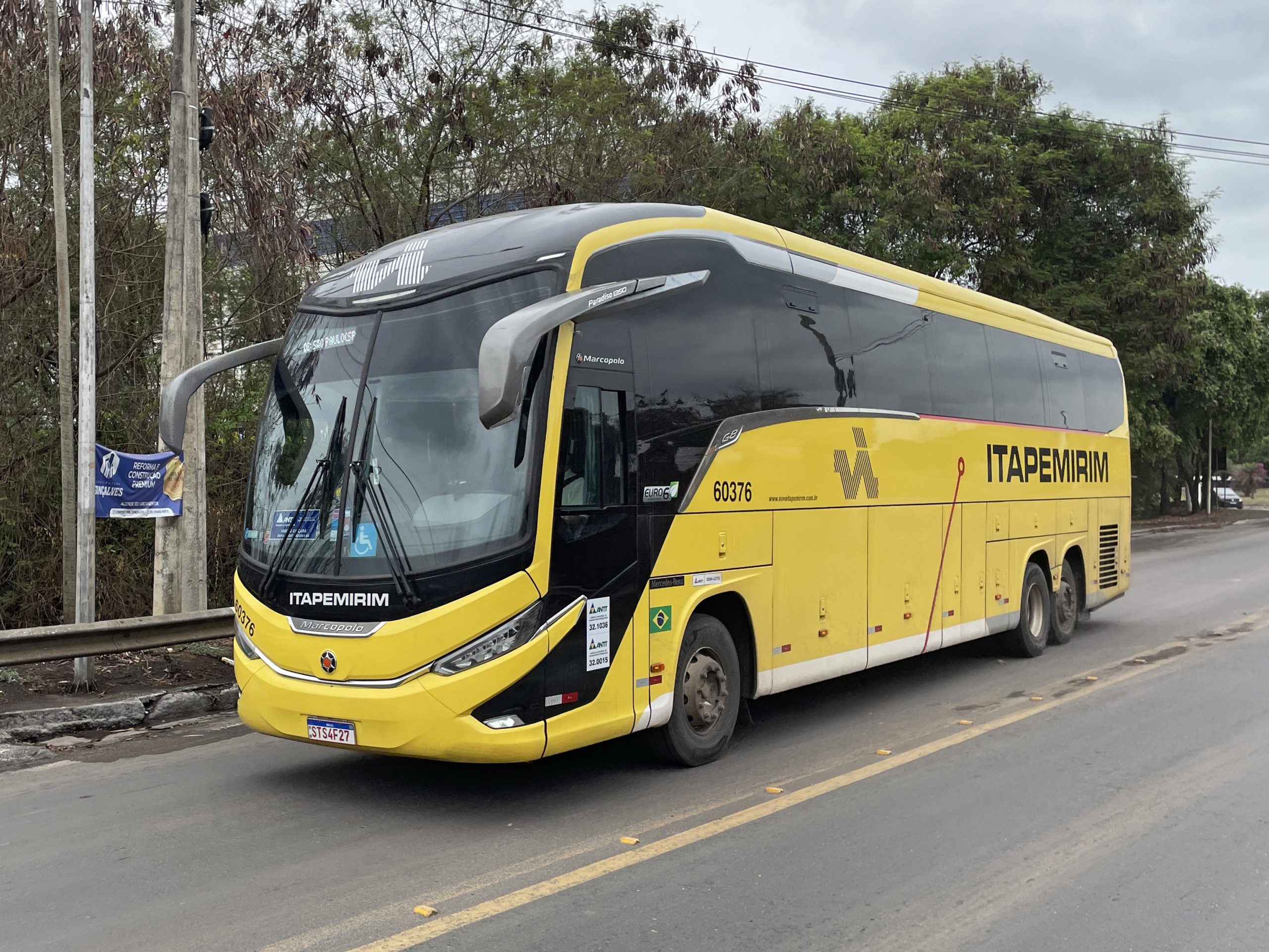 Ônibus de viagem