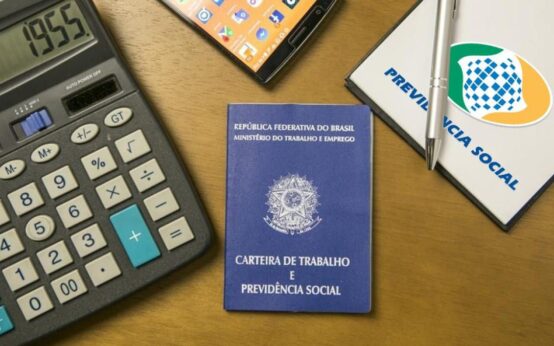 Regras de transição: pontos, idade progressiva e pedágio explicado com exemplos
